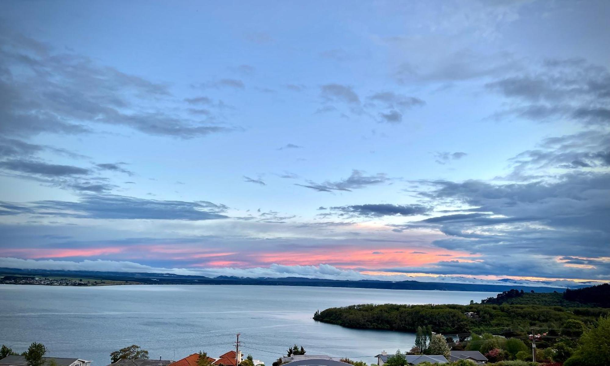 The Flying Trout Boutique Lodge Taupo Eksteriør billede