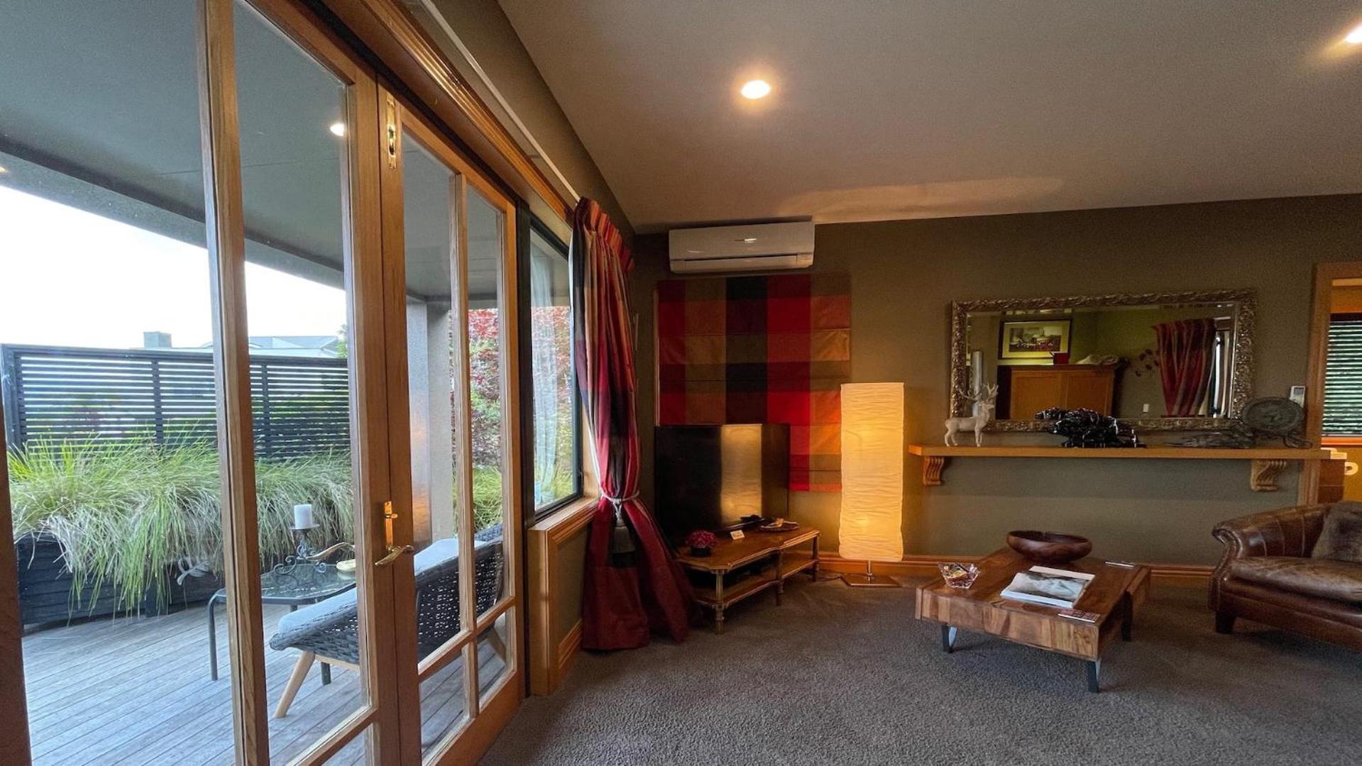 The Flying Trout Boutique Lodge Taupo Eksteriør billede
