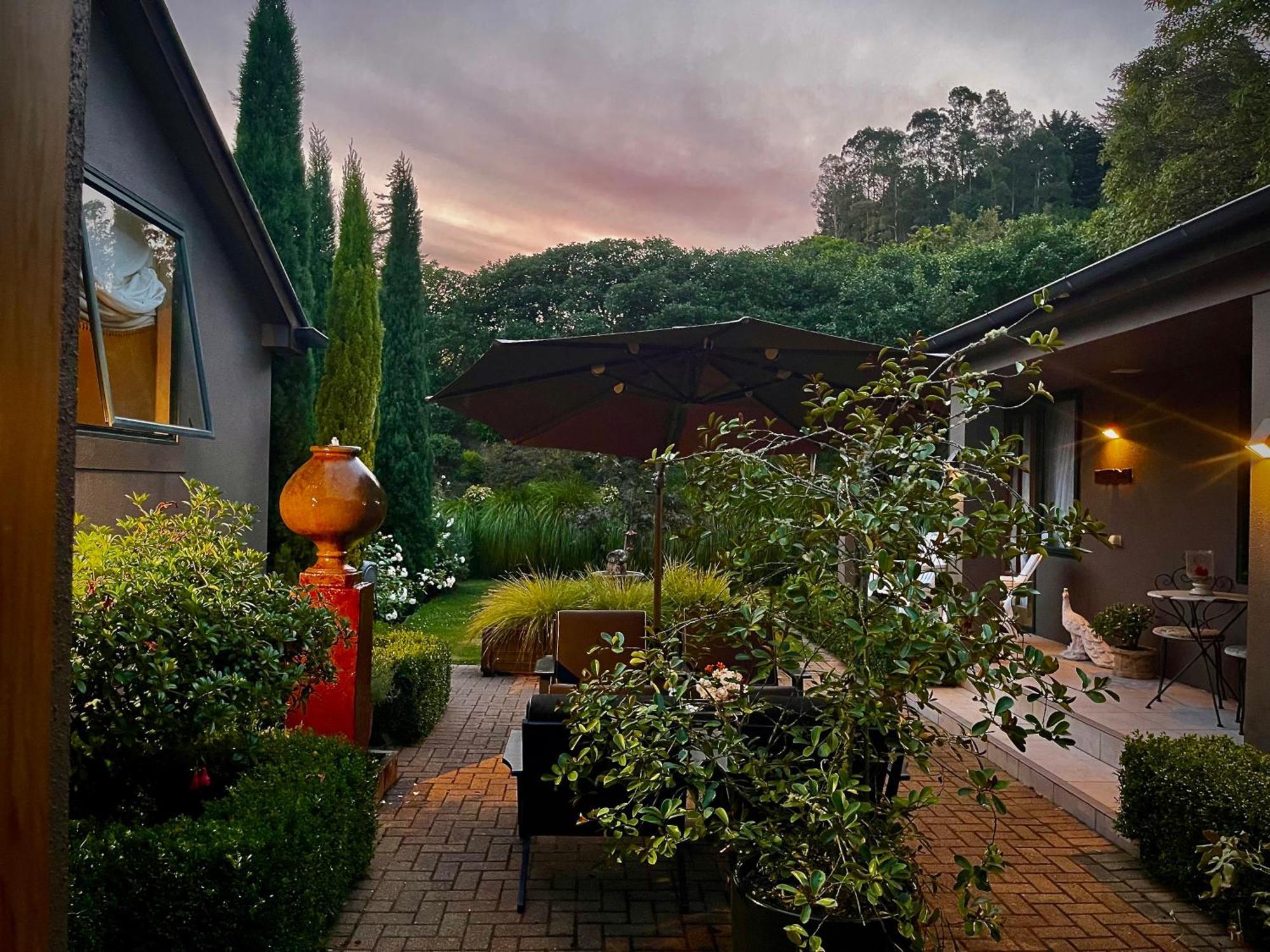The Flying Trout Boutique Lodge Taupo Eksteriør billede