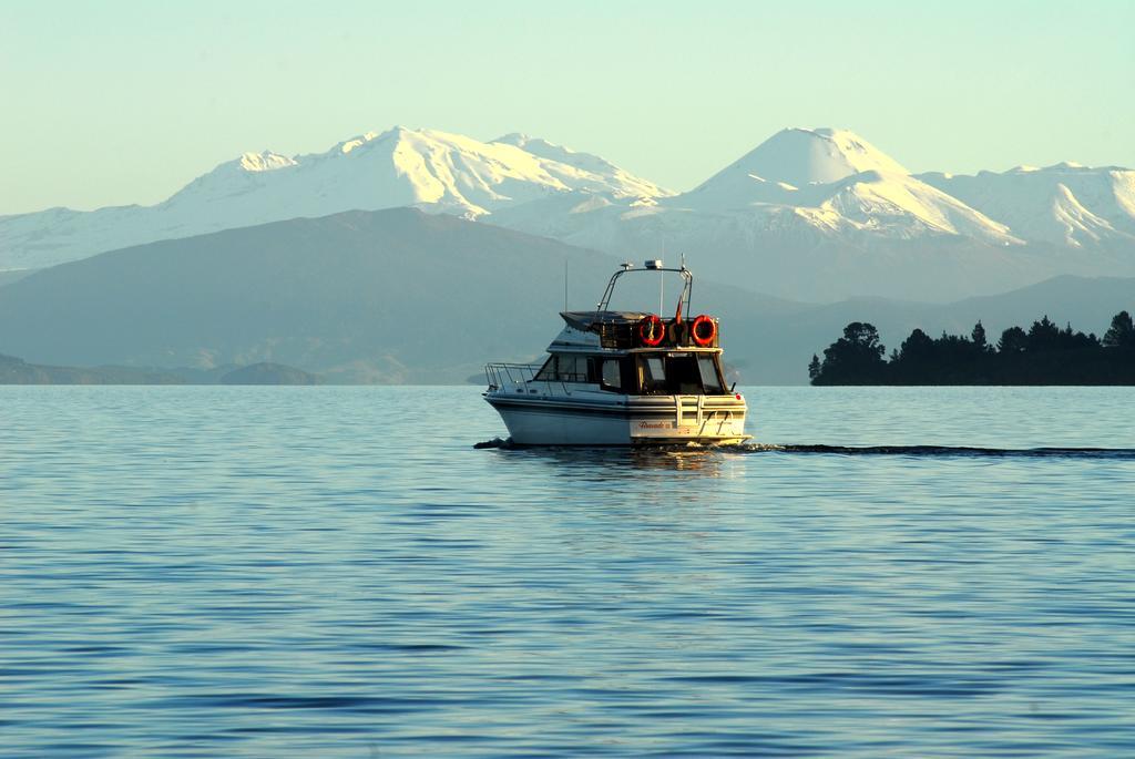 The Flying Trout Boutique Lodge Taupo Eksteriør billede