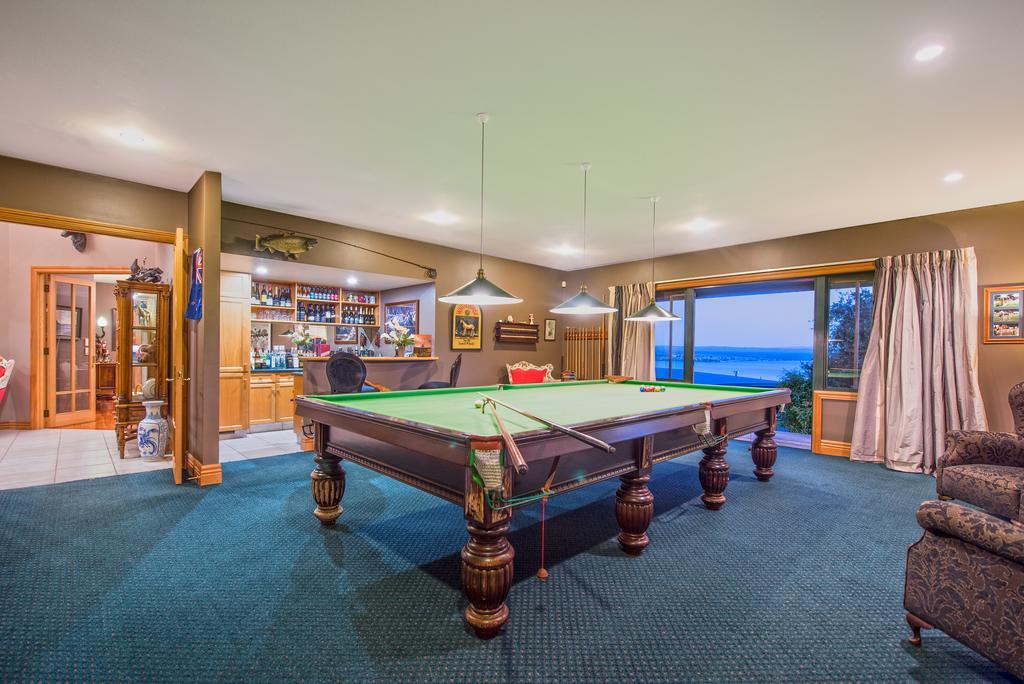 The Flying Trout Boutique Lodge Taupo Eksteriør billede