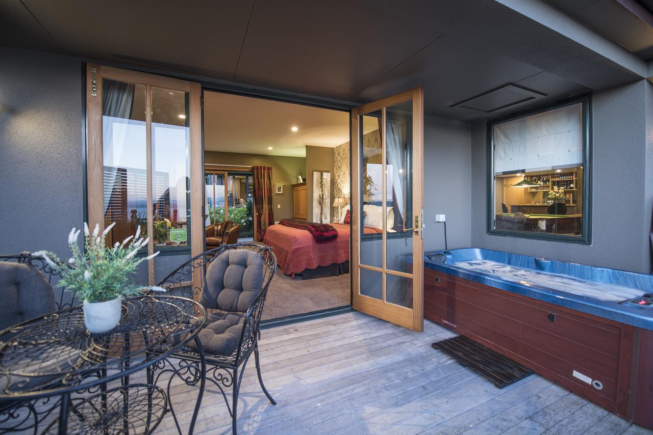 The Flying Trout Boutique Lodge Taupo Eksteriør billede